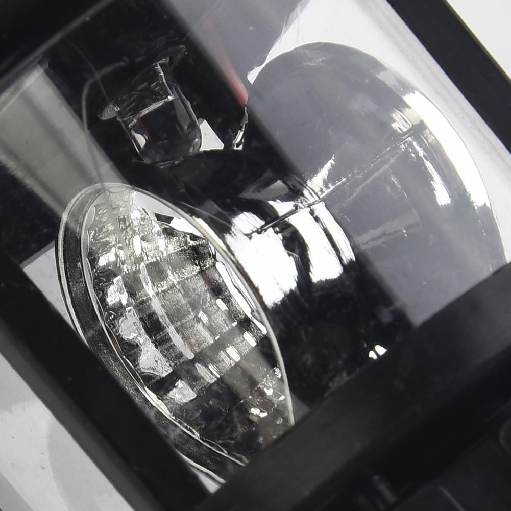 Solar Rotating Lighthouse U824421