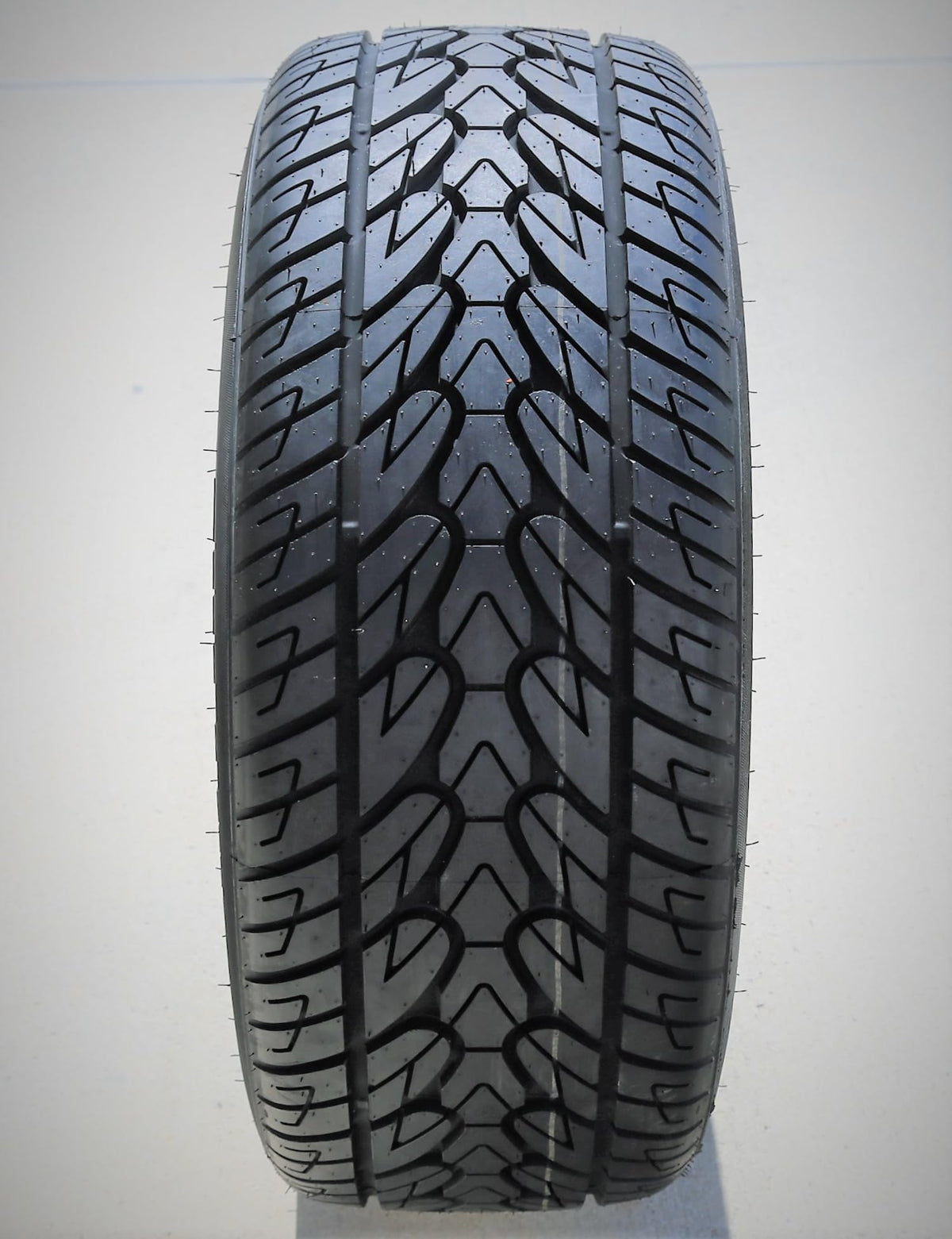 4 All Season Tires E835699